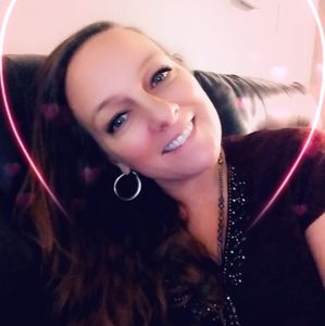 Meet your Posher, Carey